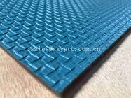 Résistance chimique bleue de Matt de bande de conveyeur de PVC de modèle de croix de petit pain de convoyeur