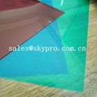 Feuille en plastique rigide de PVC découpée avec des matrices par couleur différente qui respecte l'environnement pour la carte en plastique