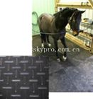 Textures variables noires de nattes stables en caoutchouc de cheval/vache sur le principal 3mm profondément mn.