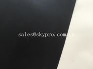 Rouleau en caoutchouc de feuille durable de caoutchouc spongieux profondément 2mm 10mm, couleur noire et blanche