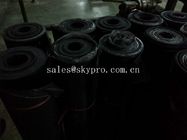Épaisseur en caoutchouc commerciale auto-adhésive noire des tapis 1mm-50mm, largeur de 1m-2m