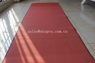 Tapis fermés mous de cellules du tapis NBR de yoga de forme physique de textile de feuille de mousse d'EVA d'exercice de gymnase