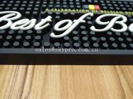 Tapis mou de relief de barre de PVC de silicone noir en caoutchouc en caoutchouc de produits moulé par logo