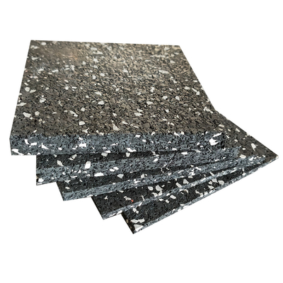 Tapis de salle de sport imperméable à l'eau tapis de sol en PVC en vinyle personnalisé anti-vibration résistant au bruit pour le fitness