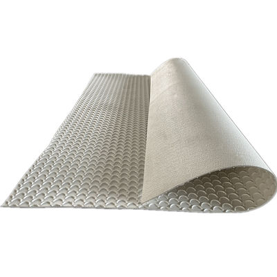 Transport industriel Courroie transporteuse en PVC à motif antidérapant en croissant