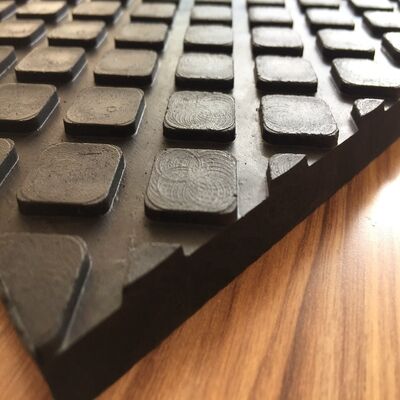 Tapis de stalle pour chevaux en caoutchouc robuste double face de 8 mm d'épaisseur avec motif hexagonal carré