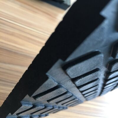 Tapis de stalle pour chevaux en caoutchouc robuste double face de 8 mm d'épaisseur avec motif hexagonal carré