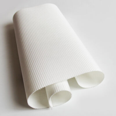 Bande transporteuse en silicone anti-glisse résistante à la chaleur de haute qualité pour le traitement