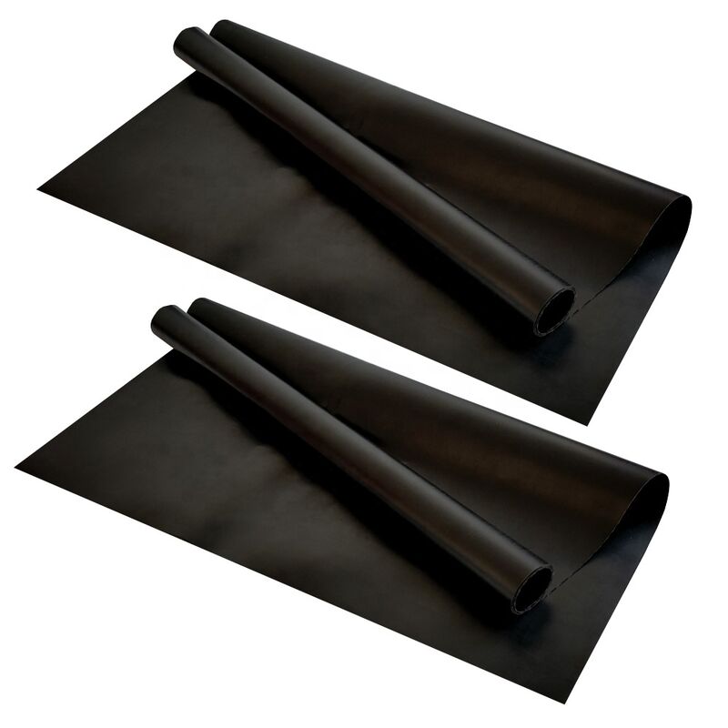Feuille de caoutchouc renforcée de fibre, extensible et imperméable, avec insert en tissu sandwich